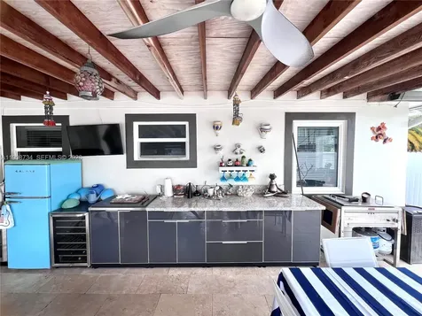 5100 SW 116th Avenue Miami FL 33165