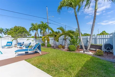 5100 SW 116th Avenue Miami FL 33165