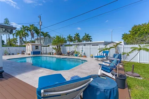5100 SW 116th Avenue Miami FL 33165