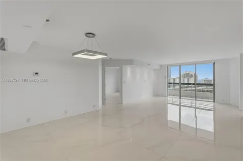 19101 NE 36th Court Aventura FL 33180