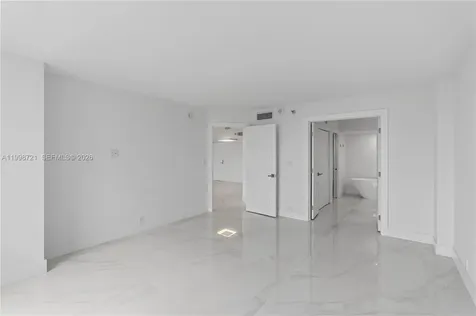 19101 NE 36th Court Aventura FL 33180