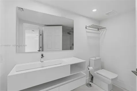 19101 NE 36th Court Aventura FL 33180