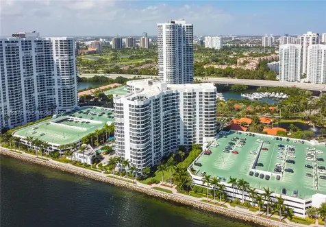 19101 NE 36th Court Aventura FL 33180