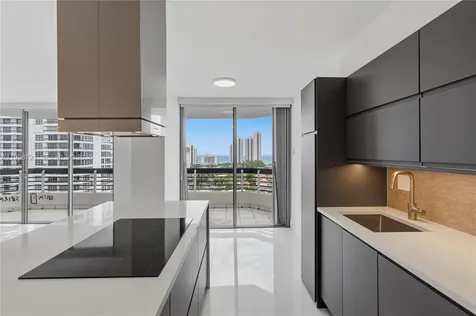 19101 NE 36th Court Aventura FL 33180