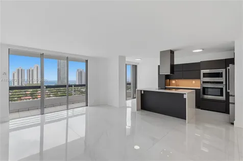 19101 NE 36th Court Aventura FL 33180