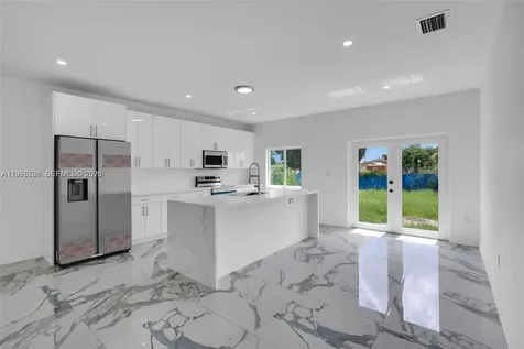 11870 SW 220th Street Miami FL 33170