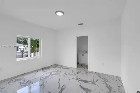 11870 SW 220th Street Miami FL 33170