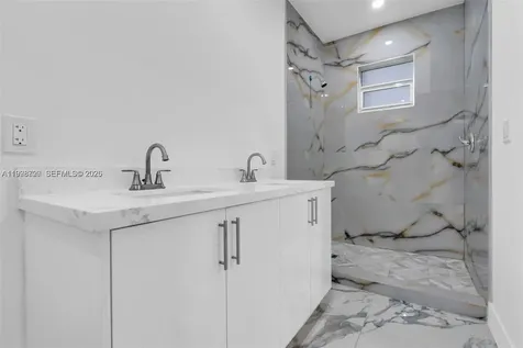 11870 SW 220th Street Miami FL 33170
