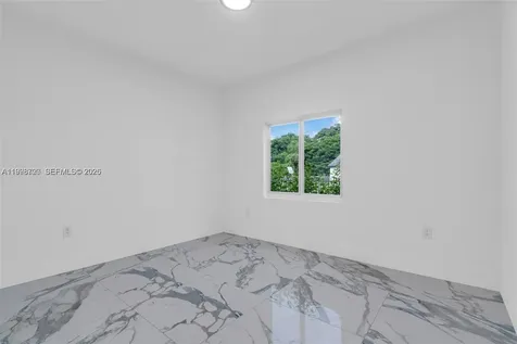 11870 SW 220th Street Miami FL 33170