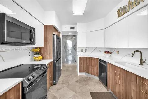 3370 E Hidden Bay Drive Aventura FL 33180