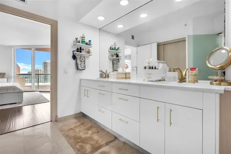 3370 E Hidden Bay Drive Aventura FL 33180