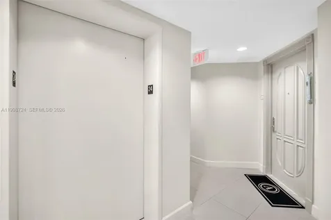 3370 E Hidden Bay Drive Aventura FL 33180