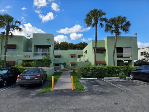 11091 NW 7th Street Miami FL 33172