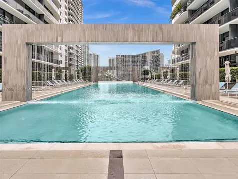 45 SW 9th Street Miami FL 33130