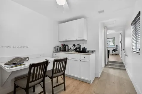 733 W 33rd Street Hialeah FL 33012