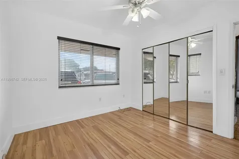 733 W 33rd Street Hialeah FL 33012