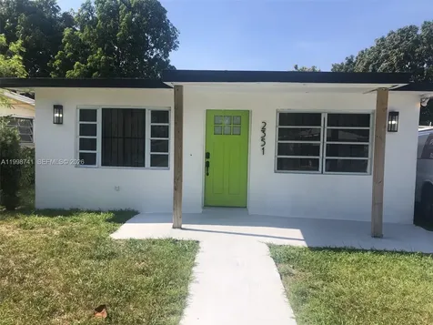 2351 NW 152nd Terrace Miami Gardens FL 33054