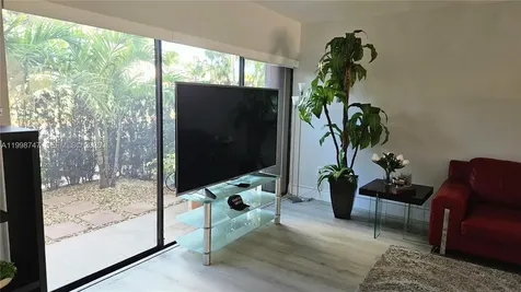 16446 NE 27th Place North Miami Beach FL 33160