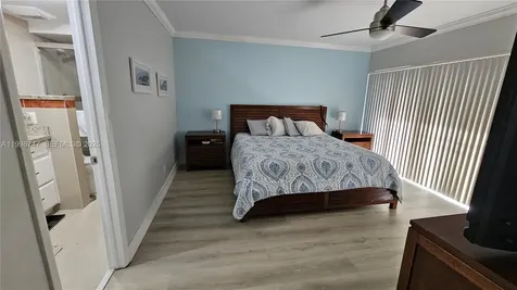 16446 NE 27th Place North Miami Beach FL 33160