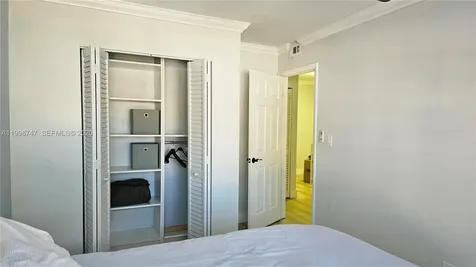 16446 NE 27th Place North Miami Beach FL 33160