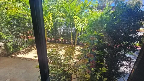 16446 NE 27th Place North Miami Beach FL 33160