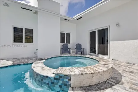 2161 NE 62nd Court Fort Lauderdale FL 33308