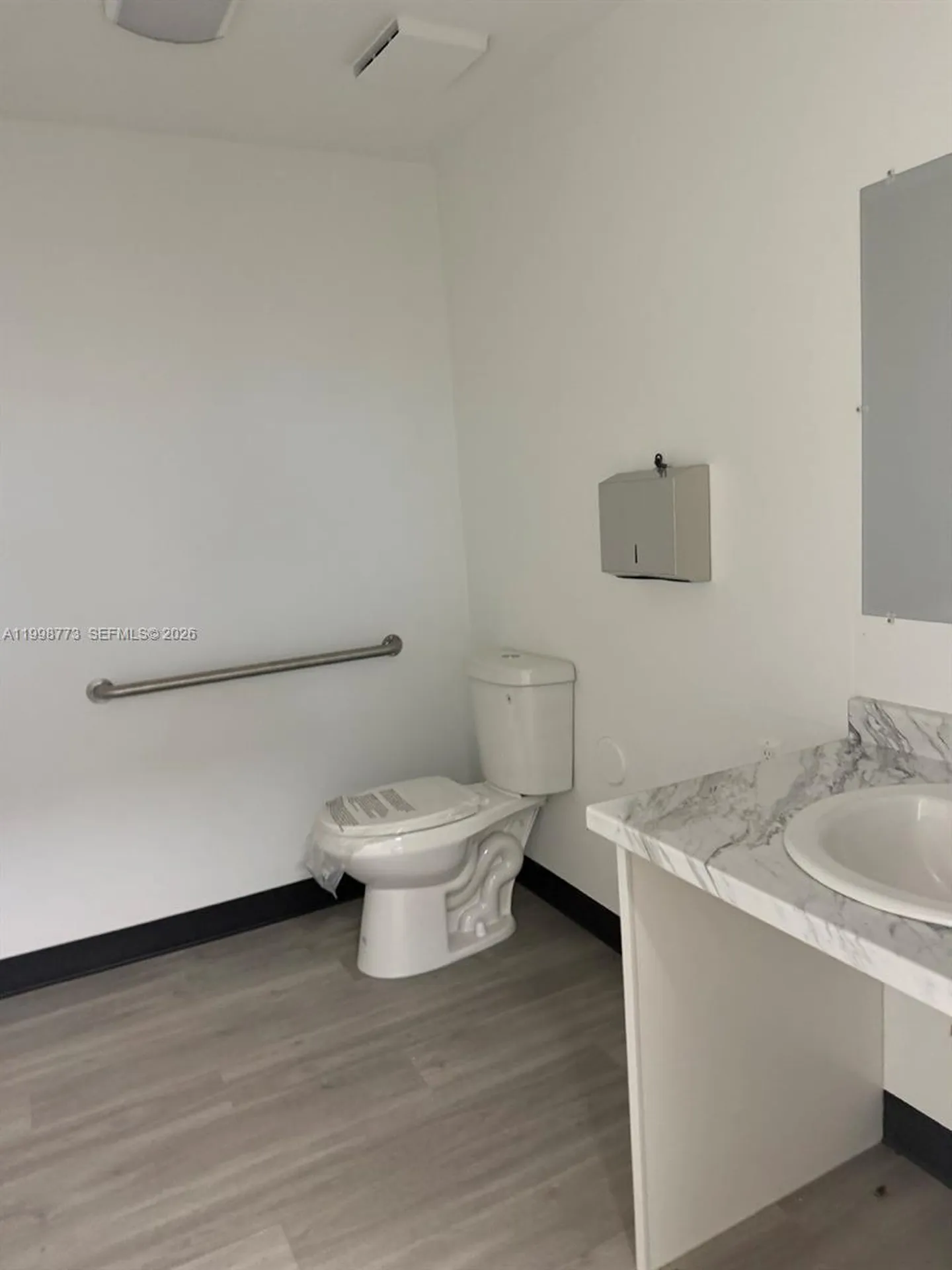 2856 E Oakland Park Boulevard Fort Lauderdale FL 33306