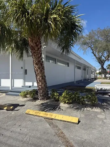 2856 E Oakland Park Boulevard Fort Lauderdale FL 33306