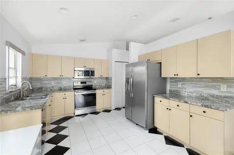 19401 SW 15th Street Pembroke Pines FL 33029