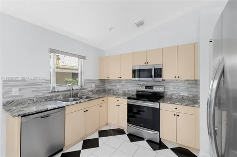 19401 SW 15th Street Pembroke Pines FL 33029