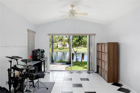 19401 SW 15th Street Pembroke Pines FL 33029