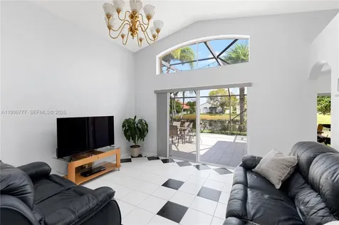 19401 SW 15th Street Pembroke Pines FL 33029