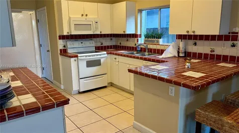 13553 SW 124th Avenue Road Miami FL 33186