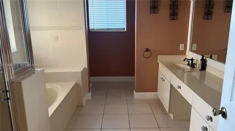 13553 SW 124th Avenue Road Miami FL 33186