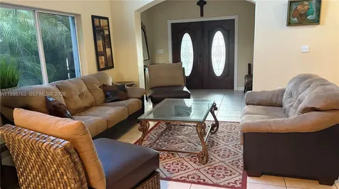 13553 SW 124th Avenue Road Miami FL 33186