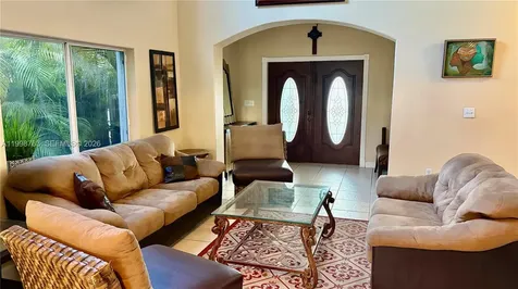 13553 SW 124th Avenue Road Miami FL 33186