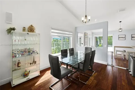 1413 Majesty Terrace Weston FL 33327