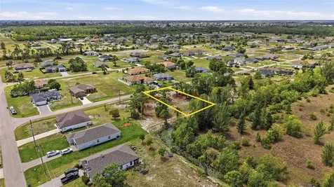 2813 NW 27th Street Cape Coral FL 33993