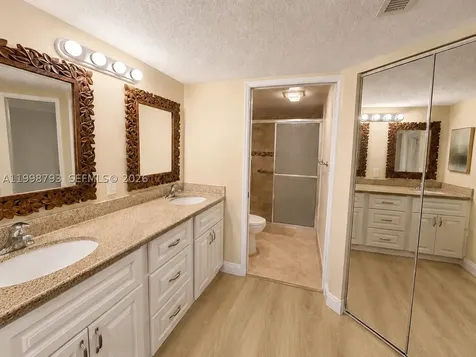 1600 SW 127th Way Pembroke Pines FL 33027