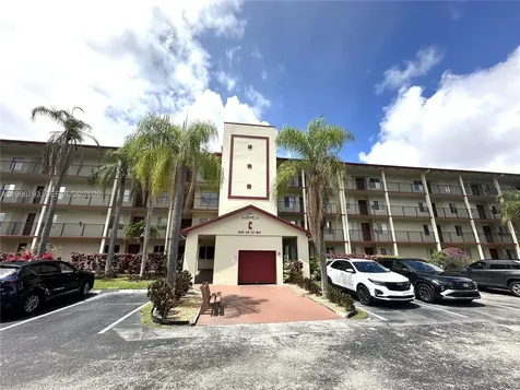 1600 SW 127th Way Pembroke Pines FL 33027