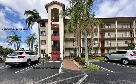 1600 SW 127th Way Pembroke Pines FL 33027