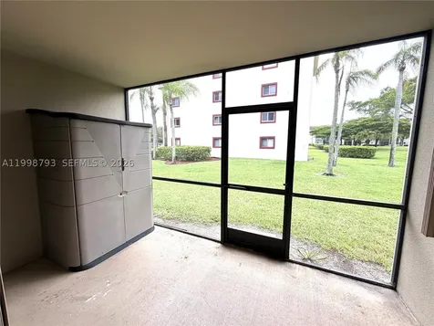 1600 SW 127th Way Pembroke Pines FL 33027