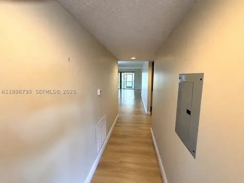1600 SW 127th Way Pembroke Pines FL 33027