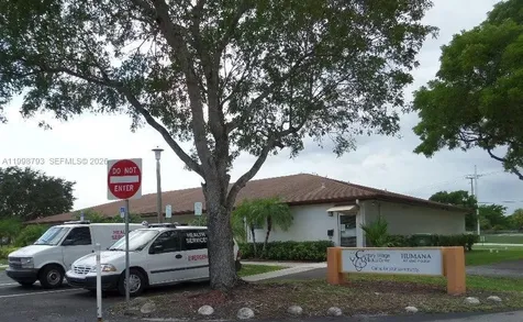 1600 SW 127th Way Pembroke Pines FL 33027