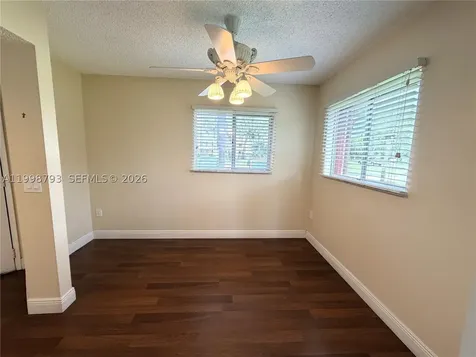 1600 SW 127th Way Pembroke Pines FL 33027
