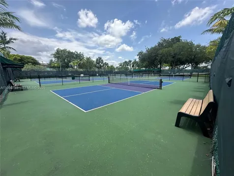 1600 SW 127th Way Pembroke Pines FL 33027