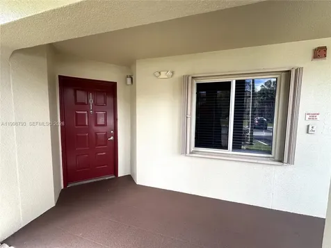 1600 SW 127th Way Pembroke Pines FL 33027