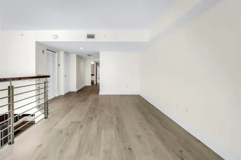 41 SE 5th Street Miami FL 33131