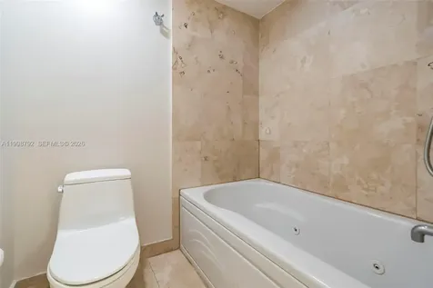 41 SE 5th Street Miami FL 33131
