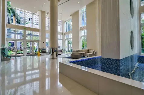 41 SE 5th Street Miami FL 33131